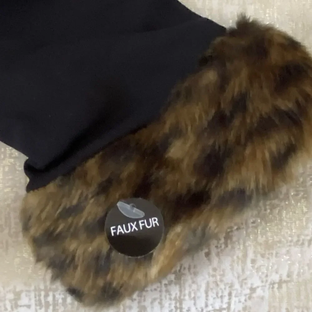 BLACK ANKLE TIGHTS w/leopard faux fur ankles. Halloween or winter wear. NWT